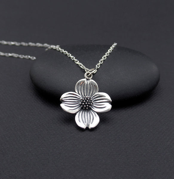 DOGWOOD FLOWER NECKLACE STERLING SILVER DETAILED AND DELICATE FLORAL PENDANT